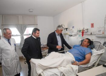 Los bomberos internados en el Instituto del Quemado podrían recibir el alta el fin de semana