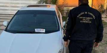 Cinco jóvenes detenidos por múltiples estafas con casas prefabricadas en Córdoba