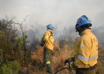 Continúa activo el foco de incendio en Quebrada de la Mermela
