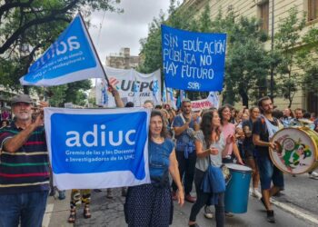 Los docentes de la UNC lanzan un plan de acción de cara al tratamiento del financiamiento universitario en el Senado