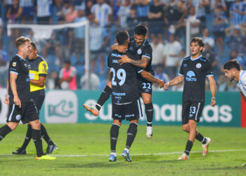Belgrano volvió a la victoria ante Atlético Tucumán