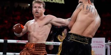 Canelo sigue siendo el rey