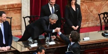 A pesar de sus promesas, Milei aumenta los impuestos en el proyecto de Presupuesto 2025