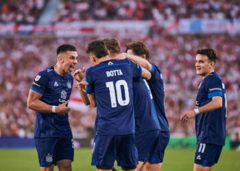 Talleres venció a River y quedó como escolta de Vélez