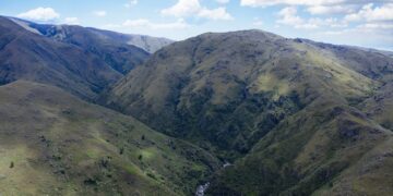 Incendios: prohíben el ingreso a los cerros Champaquí, Uritorco y Los Gigantes