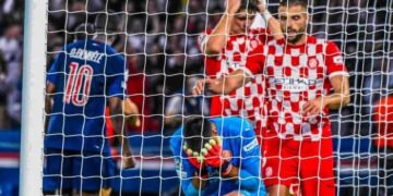 Gazzaniga pasó de héroe a villano en el debut del Girona