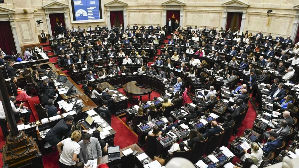 Se acerca al recinto de Diputados el proyecto de Boleta Única de Papel