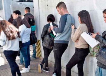 En lo que va del Gobierno de Milei hubo 188.000 despidos y se espera una caída del 6% para lo que queda del año