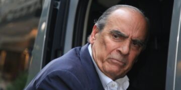 Internaron al jefe de Gabinete, Guillermo Francos, por un cuadro gastrointestinal agudo