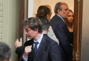 El Gobierno dice que no modificará el decreto que restringe el acceso a la información pública