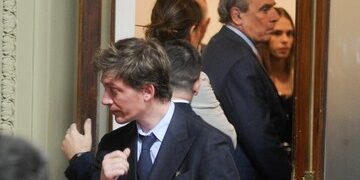 El Gobierno dice que no modificará el decreto que restringe el acceso a la información pública