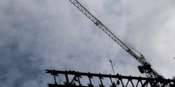 La inversión se desplomó en agosto al bajar casi un 26%