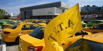 Disturbios por la marcha de taxistas en Córdoba