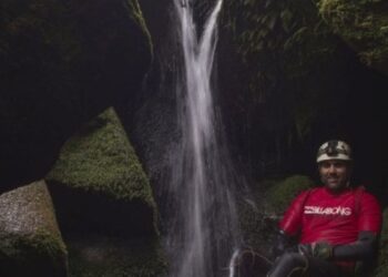 Espeleísmo en Córdoba: un viaje por ríos subterráneos