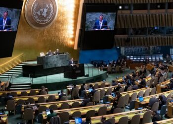 Ordenan a Israel abandonar las tierras palestinas