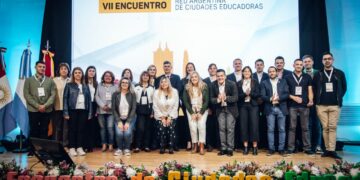 Passerini busca discutir sobre la calidad y el acceso a la educación