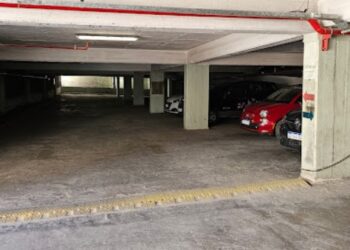 Encontraron muerto a un hombre en una playa de estacionamiento de la ciudad