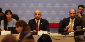 Diputados inició el debate de la privatización de Aerolíneas