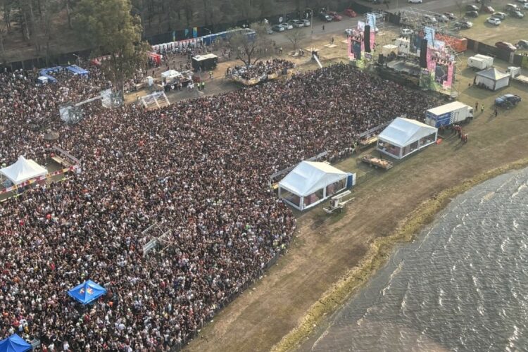 Más de 200.000 jóvenes celebraron la primavera en la provincia