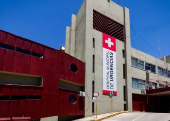 Un muerto tras chocar contra un Renault 12 en un barrio de la ciudad