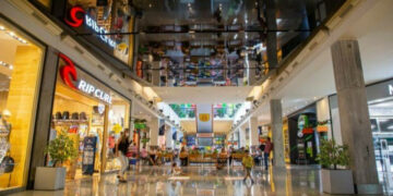 La actividad sigue sin repuntar y el semestre cerró 3,4% abajo