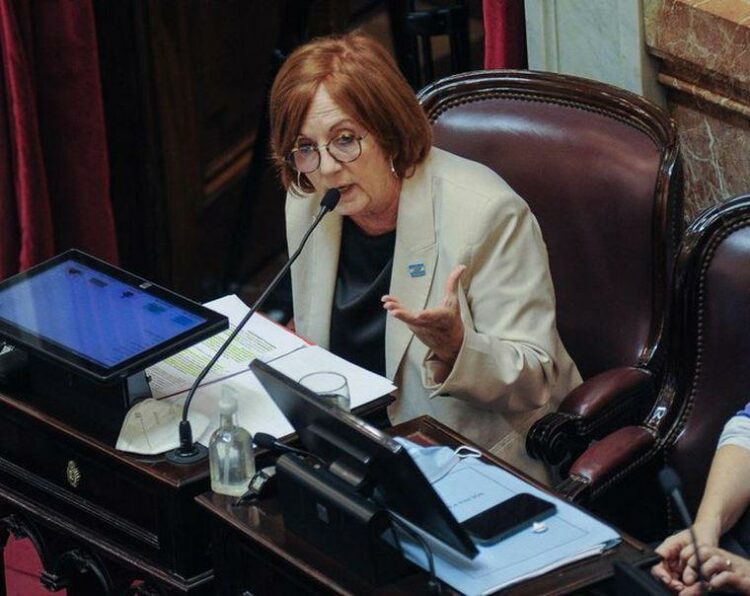 La senadora por Córdoba, Alejandra Vigo.