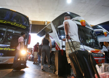 Más 1,4 millones de turistas viajaron por el país durante el fin de semana largo