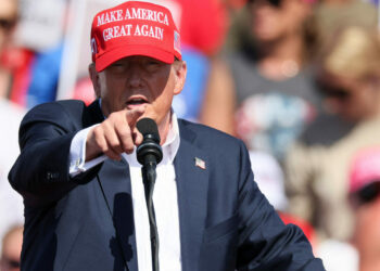 Detuvieron a un hombre armado cerca de un acto de campaña de Trump