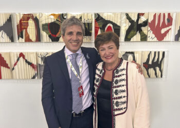 El Gobierno busca enfriar las expectativas sobre el resultado del viaje a Washington