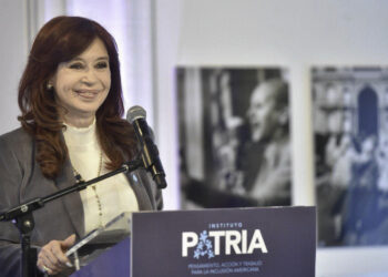 Cristina Kirchner presentó la lista «Primero La Patria» para competir por la presidencia del PJ