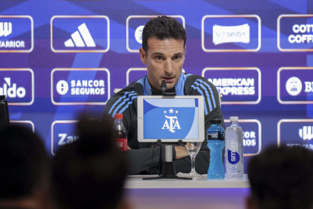 Scaloni anticipó el duelo ante Bolivia: "No nos podemos confiar bajo ningún concepto"
