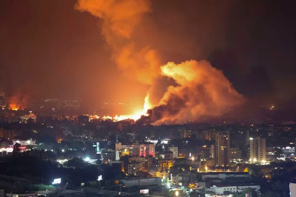 Irán lanzó unos 100 misiles hacia Israel, que desplegó la Cúpula de Hierro