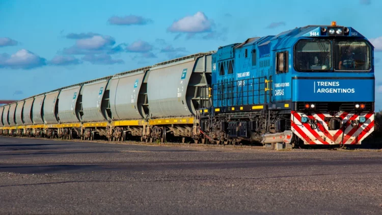 El Gobierno anunció la privatización de Belgrano Cargas