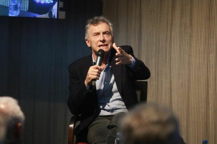 Macri diserta en esta capital ante el “círculo rojo”