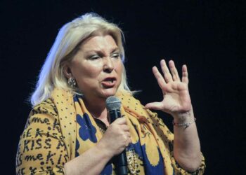 Carrió: “Si Cristina gana en la provincia de Buenos Aires, cae el Gobierno”