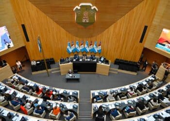 Legislatura de Córdoba: el oficialismo consiguió aprobar la adhesión de la provincia al Rigi