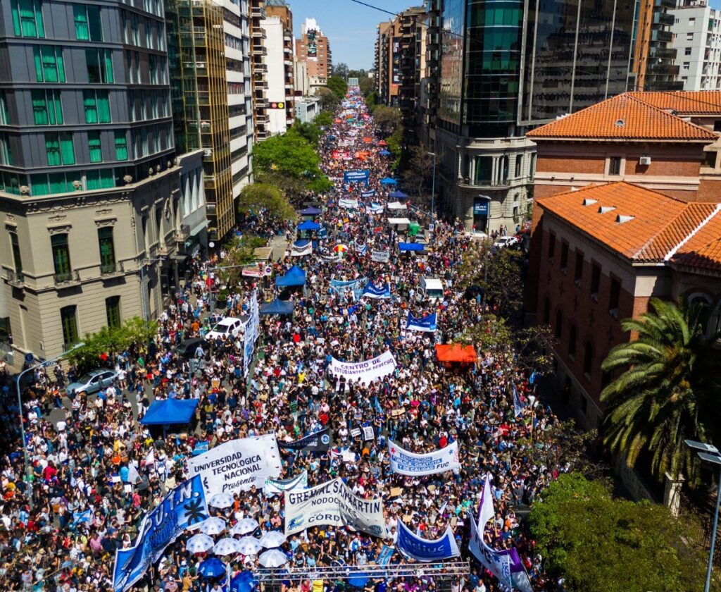 Las universidades realizarán mañana un paro contra el veto de Milei