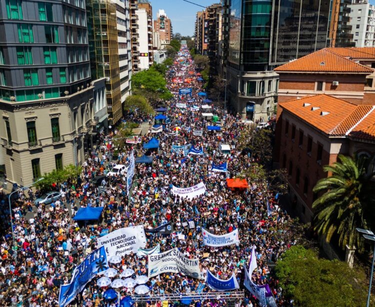 Las universidades realizarán mañana un paro contra el veto de Milei