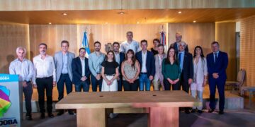 La Provincia lanzó un plan para reciclar neumáticos, chatarra y prevenir criaderos de mosquitos
