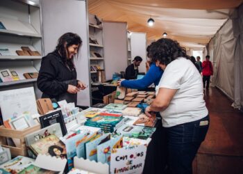 La Feria del Libro ya abrió sus puertas con actividades para todas las edades
