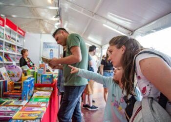 Comienza el primer día de la Feria del Libro