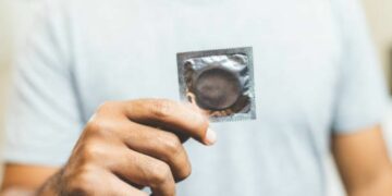 Salud promueve el uso del preservativo y reparte de manera gratuita en 300 espacios