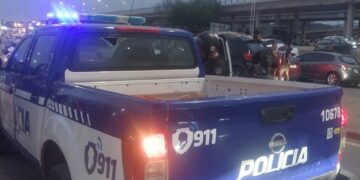 Simpatizantes de Talleres a los piedrazos contra un hincha de Belgrano infiltrado
