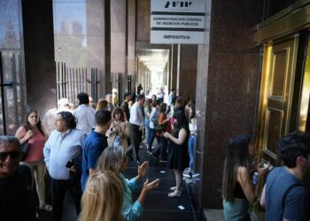 El Gobierno enfrenta 48 horas de paros y protesta de distintos gremios y sectores