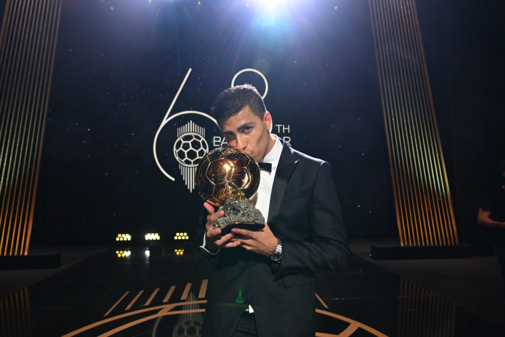 Rodri Hernández ganó el Balón de Oro Rodri Hernández ganó el Balón de Oro