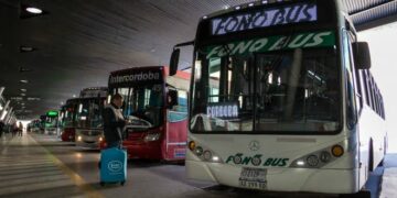 El Gobierno oficializó la desregulación de los servicios de transporte de media y larga distancia