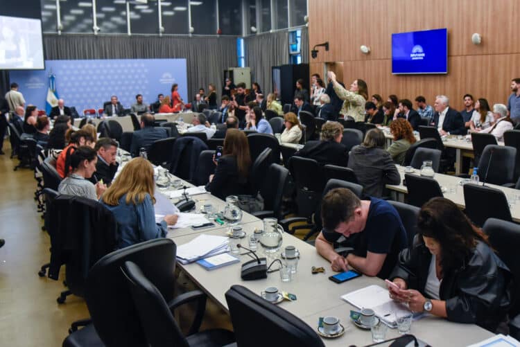 La reunión de la Comisión de Asuntos Constitucionales de la Cámara baja.