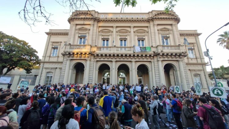 Denuncian que el Gobierno ordenó cerrar un hospital nacional de salud mental