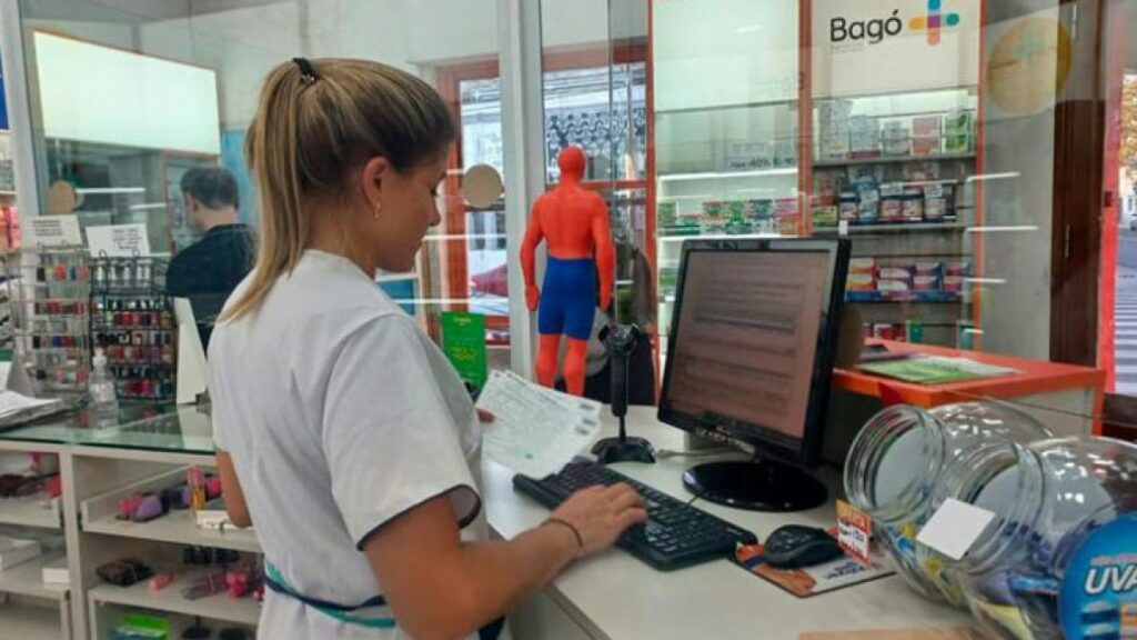 El ajuste en el Pami golpea de lleno a las farmacias de barrio