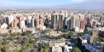 Cuánto necesita una familia del interior para que un hijo estudie y viva en Córdoba